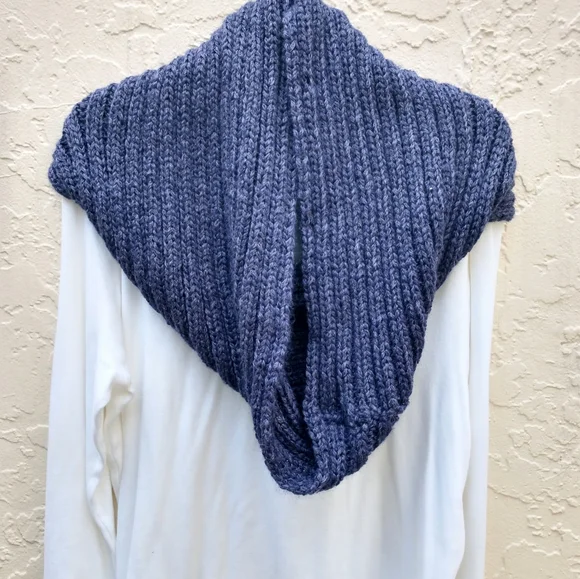 Scarf Infinity Hand Crafted  Blue Alpaca Bamboo Cowl Balaclava - Picture 12 of 16